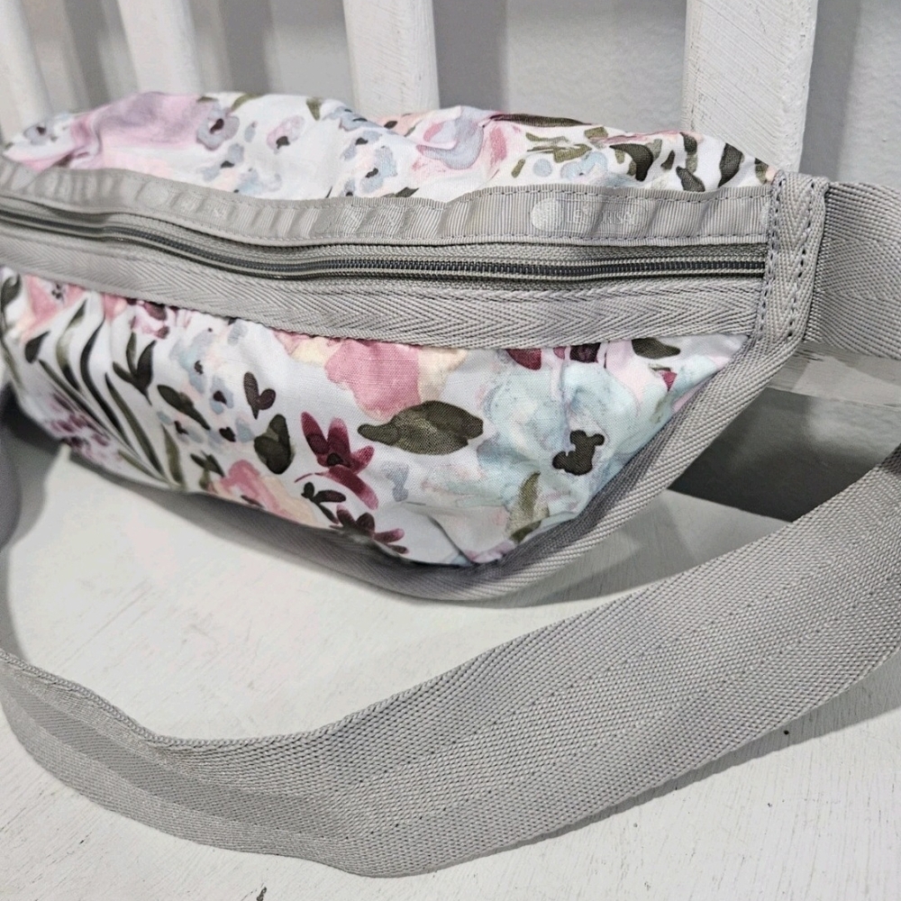 LeSportSac Dual Zip Floral Print Polyester Fanny Pack - Picture 4 of 11